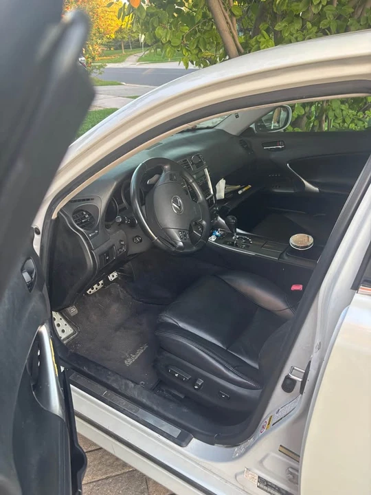 2006 Lexus IS 2nd Gen - Image 3 of 5