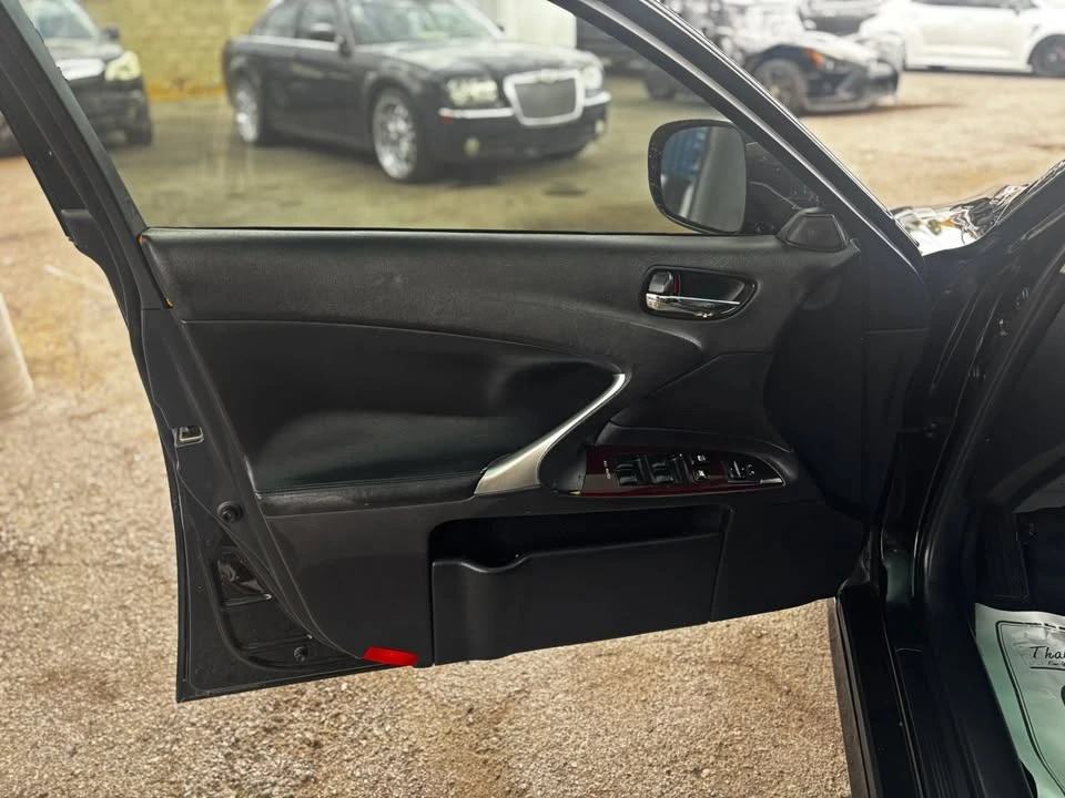2006 Lexus IS 2nd Gen - Image 12 of 20