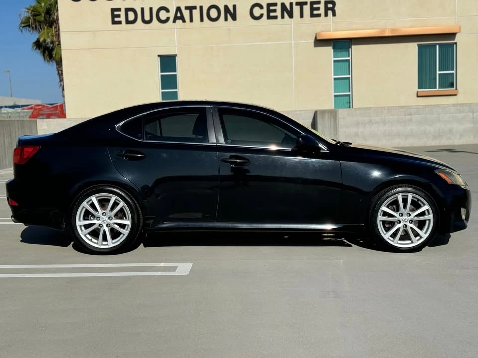 2006 Lexus IS 2nd Gen - Image 14 of 20