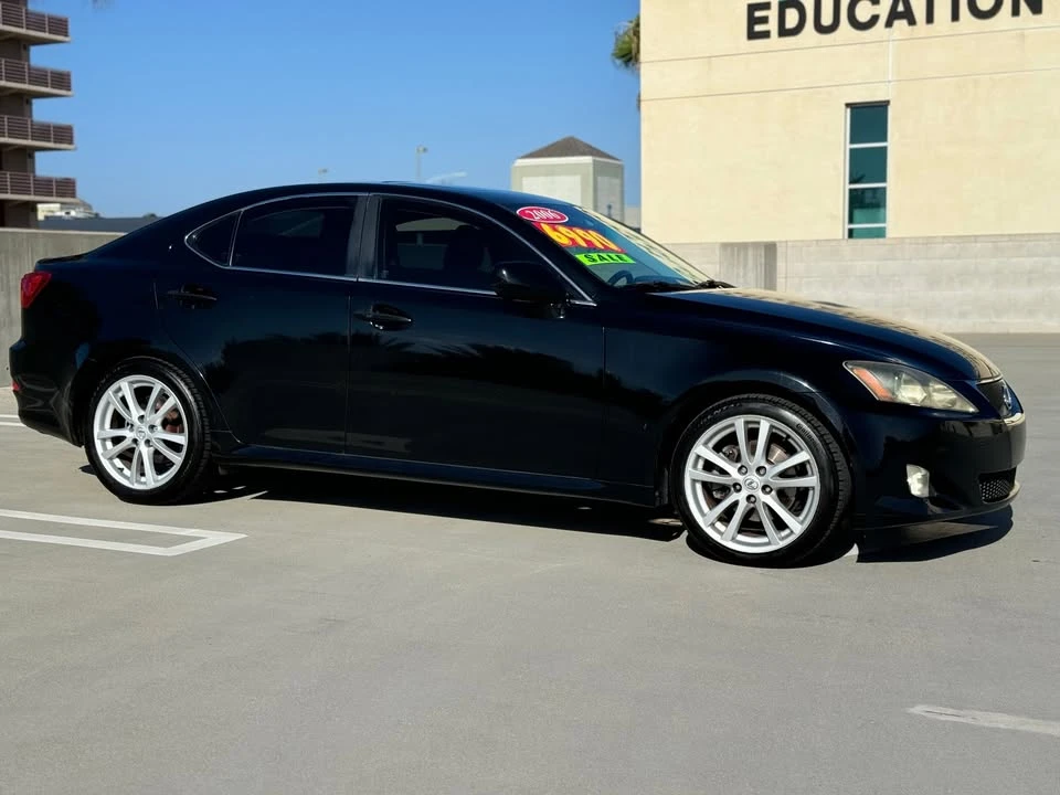 2006 Lexus IS 2nd Gen - Image 15 of 20