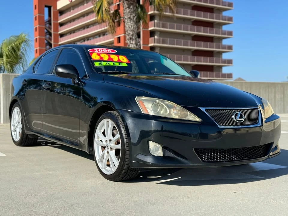 2006 Lexus IS 2nd Gen - Image 17 of 20