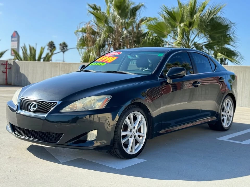 2006 Lexus IS 2nd Gen - Image 3 of 20