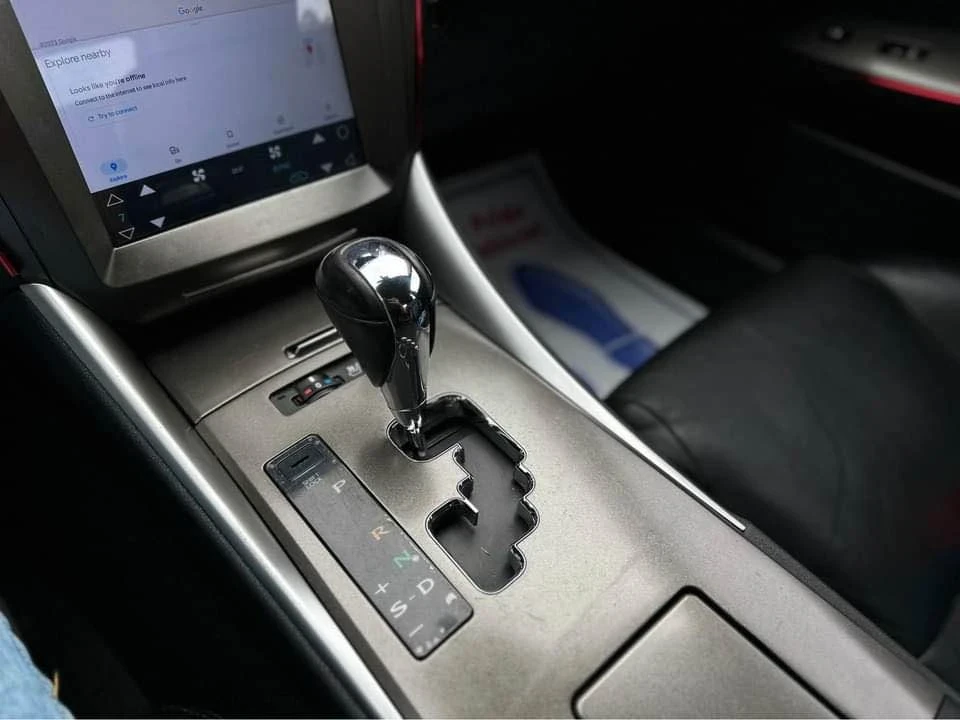 2006 Lexus IS 2nd Gen - Image 14 of 18