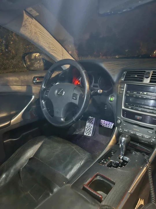 2006 Lexus IS 2nd Gen - Image 5 of 6