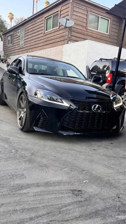 2006 Lexus IS 2nd Gen - Image 3 of 7