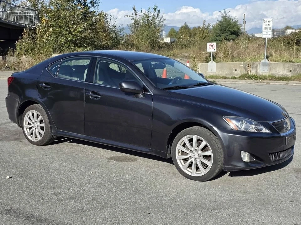 2006 Lexus IS 2nd Gen - Image 10 of 17