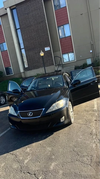 2006 Lexus IS 2nd Gen - Image 4 of 5