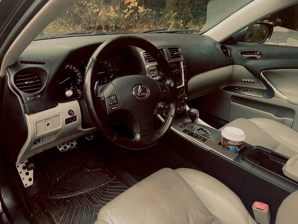 2006 Lexus IS 2nd Gen - Image 4 of 5