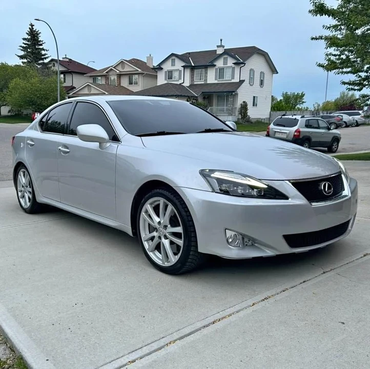 2006 Lexus IS 2nd Gen - Image 2 of 3