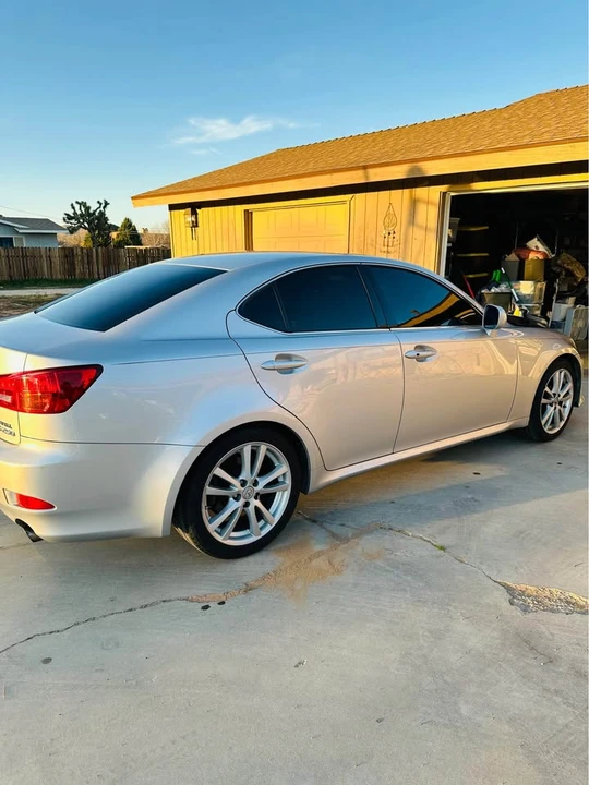 2006 Lexus IS 2nd Gen - Image 5 of 13