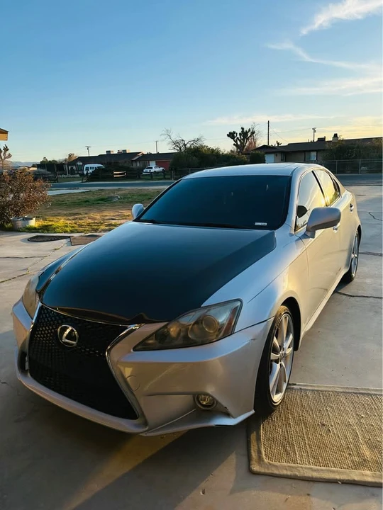 2006 Lexus IS 2nd Gen - Image 2 of 13