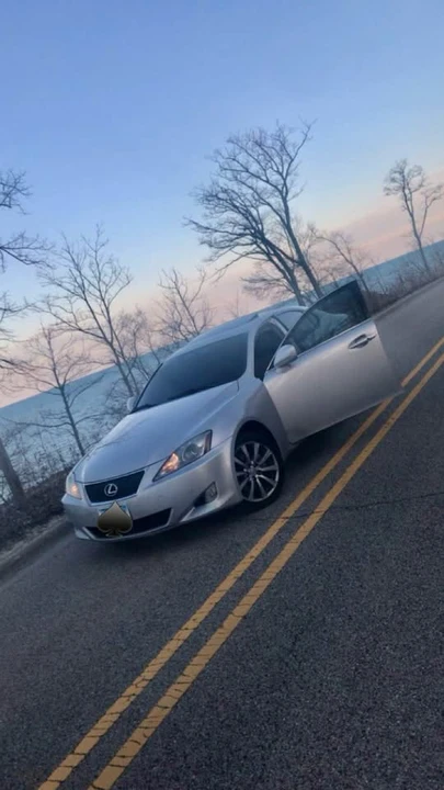 2006 Lexus IS 2nd Gen - Image 2 of 4