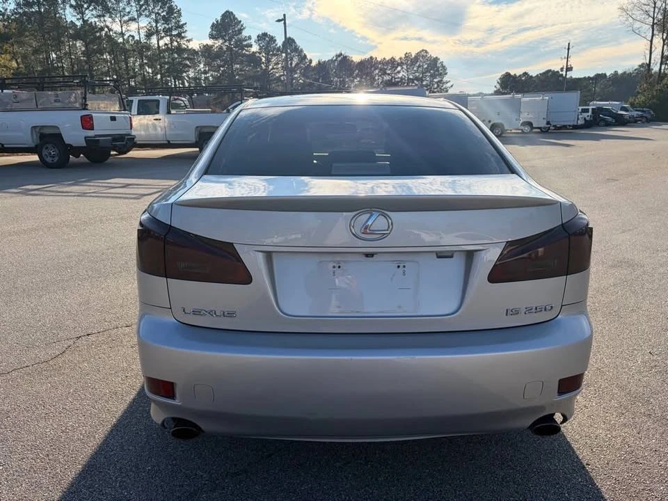 2006 Lexus IS 2nd Gen - Image 5 of 17