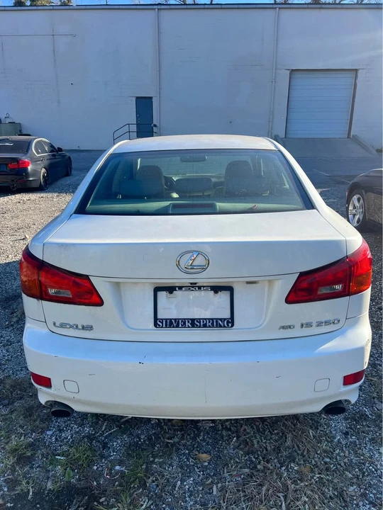 2006 Lexus IS 2nd Gen - Image 2 of 6