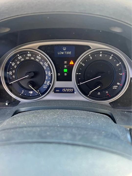 2006 Lexus IS 2nd Gen - Image 6 of 6