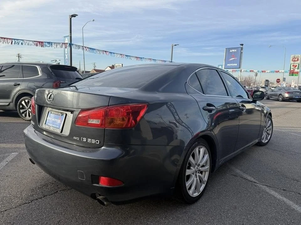 2006 Lexus IS 2nd Gen - Image 5 of 20