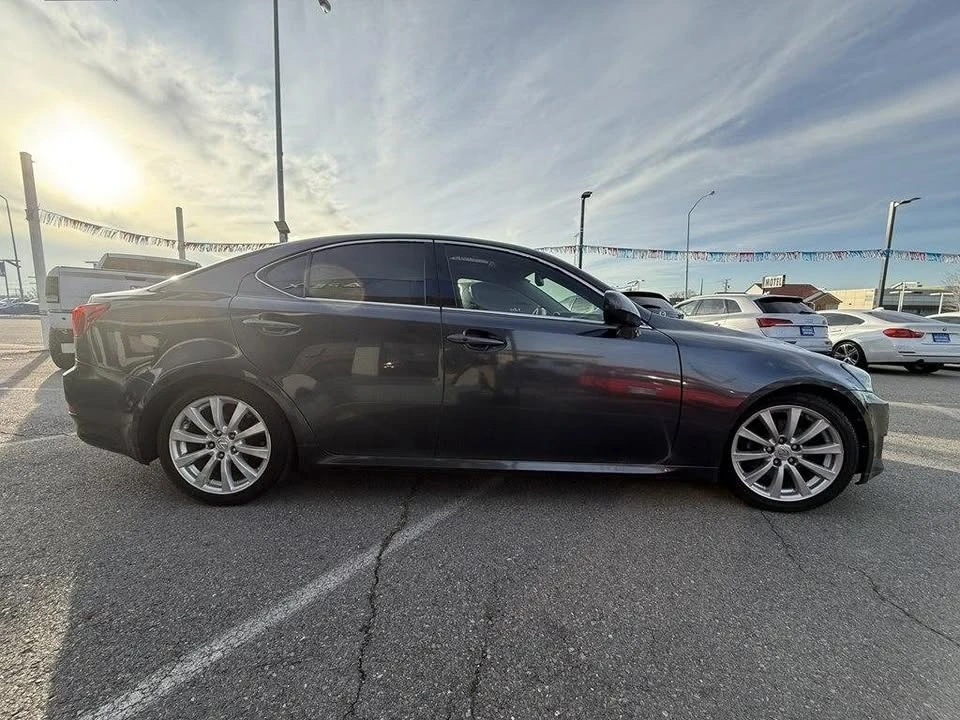 2006 Lexus IS 2nd Gen - Image 6 of 20