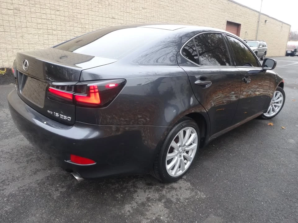 2006 Lexus IS 2nd Gen - Image 4 of 19