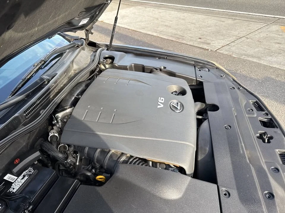 2006 Lexus IS 2nd Gen - Image 13 of 20