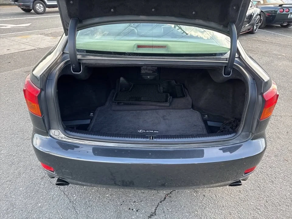 2006 Lexus IS 2nd Gen - Image 5 of 20