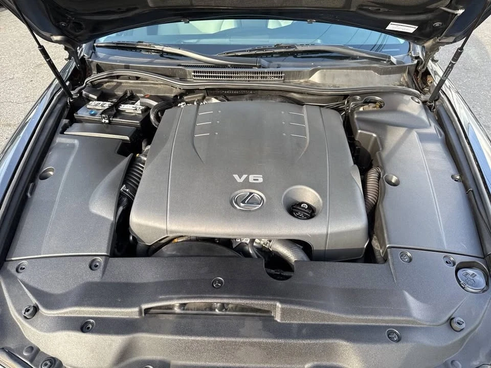 2006 Lexus IS 2nd Gen - Image 11 of 20