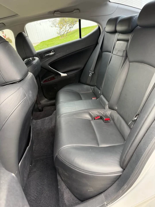 2006 Lexus IS 2nd Gen - Image 11 of 12