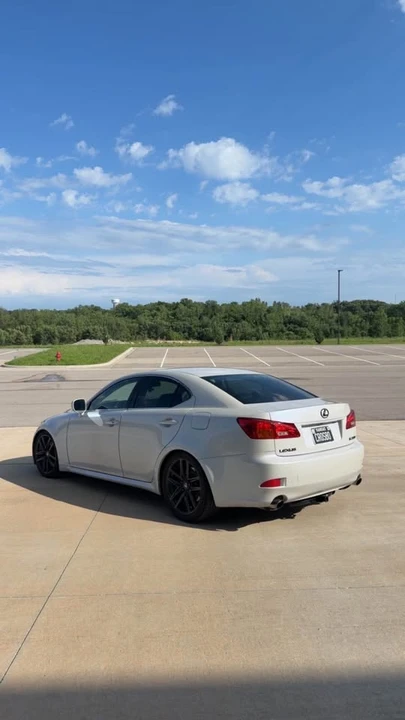 2006 Lexus IS 2nd Gen - Image 4 of 8