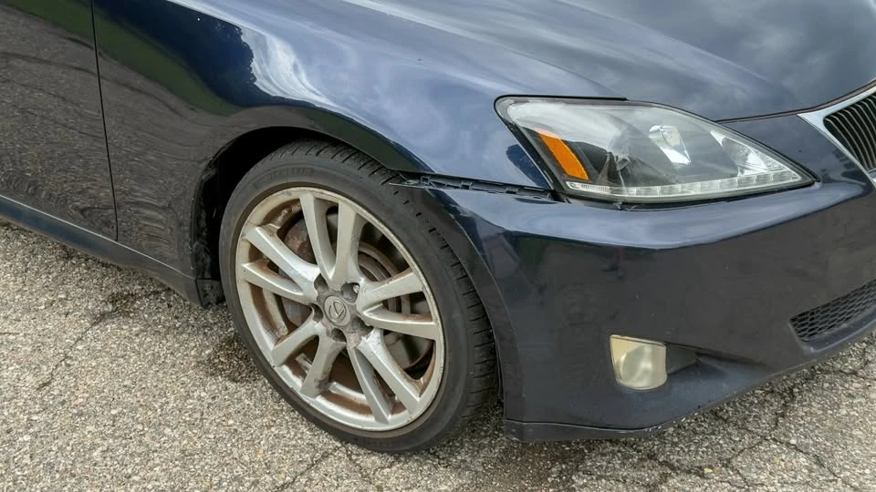 2006 Lexus IS 2nd Gen - Image 9 of 20
