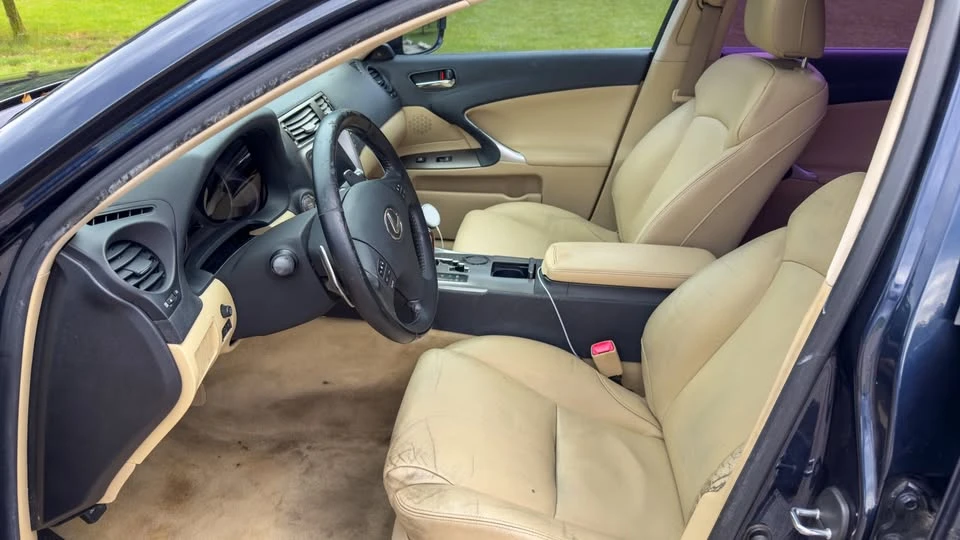 2006 Lexus IS 2nd Gen - Image 12 of 20