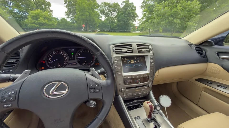 2006 Lexus IS 2nd Gen - Image 19 of 20