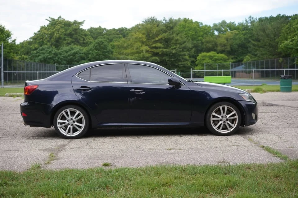 2006 Lexus IS 2nd Gen - Image 4 of 20