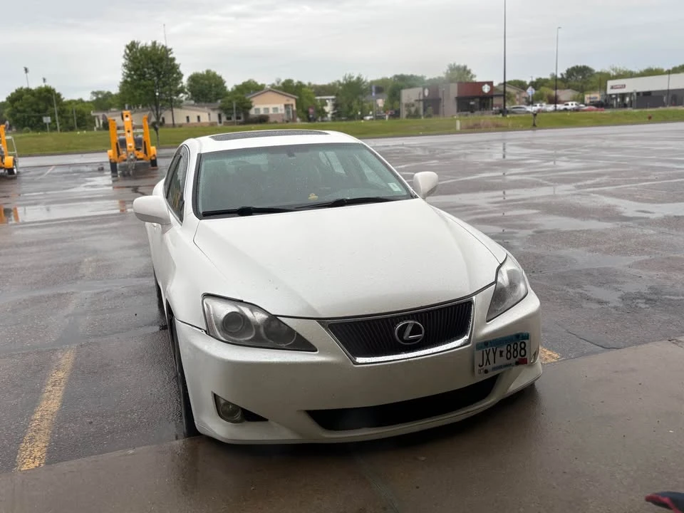 2006 Lexus IS 2nd Gen - Image 3 of 10