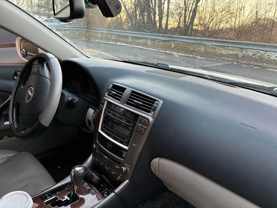 2006 Lexus IS 2nd Gen - Image 11 of 11