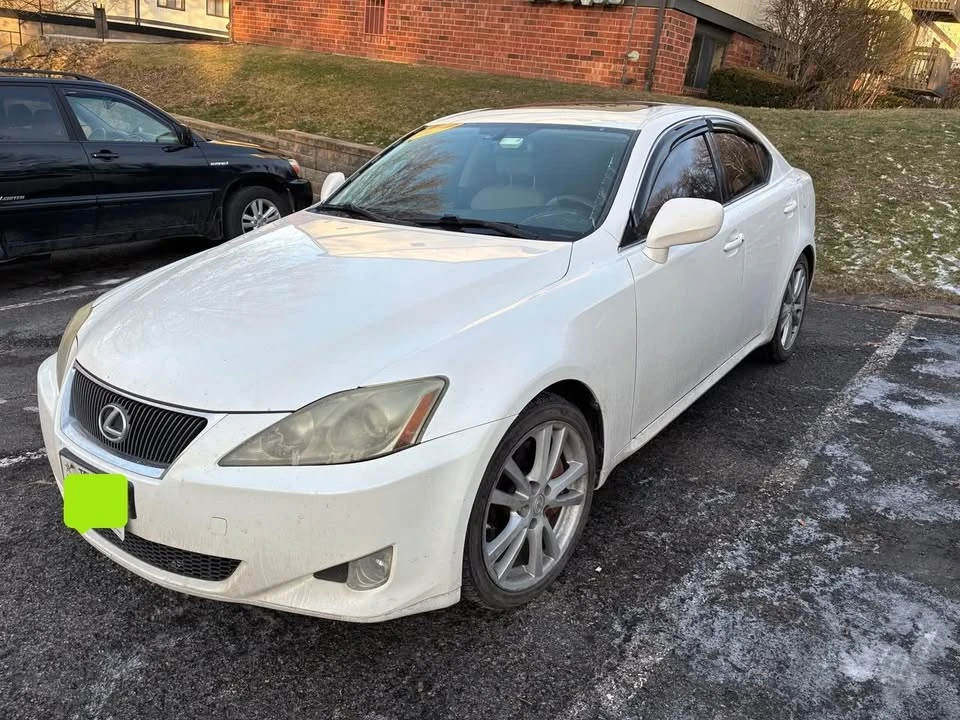 2006 Lexus IS 2nd Gen - Image 4 of 11