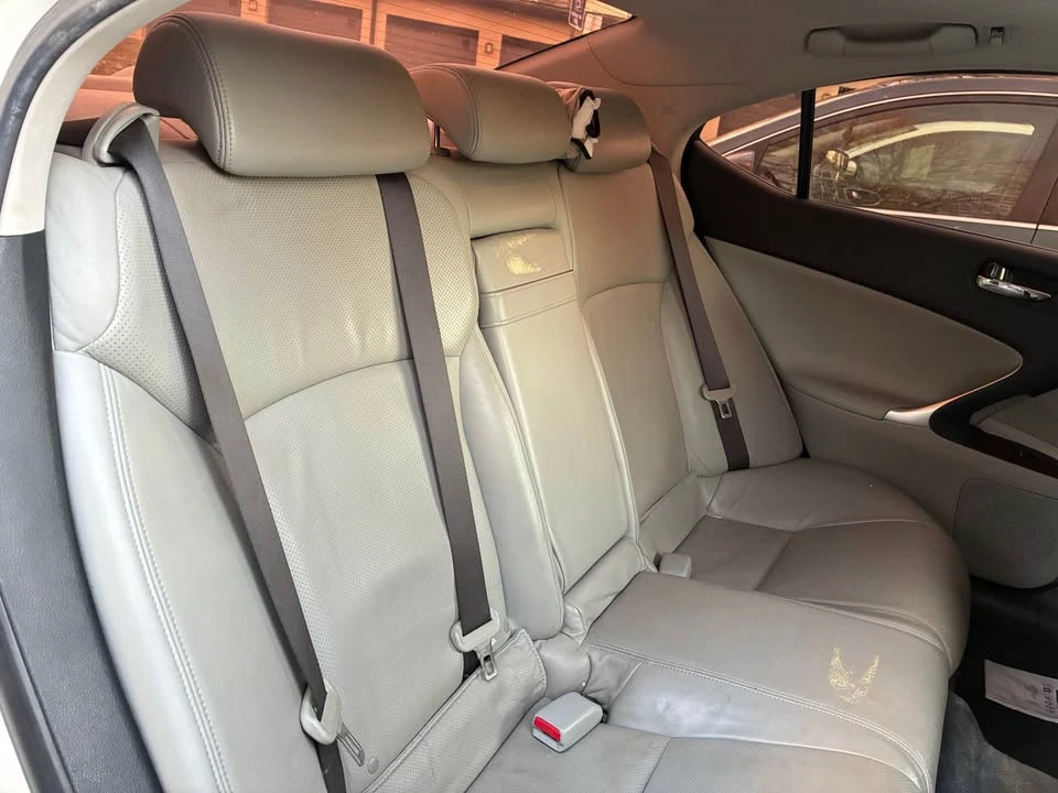 2006 Lexus IS 2nd Gen - Image 9 of 11