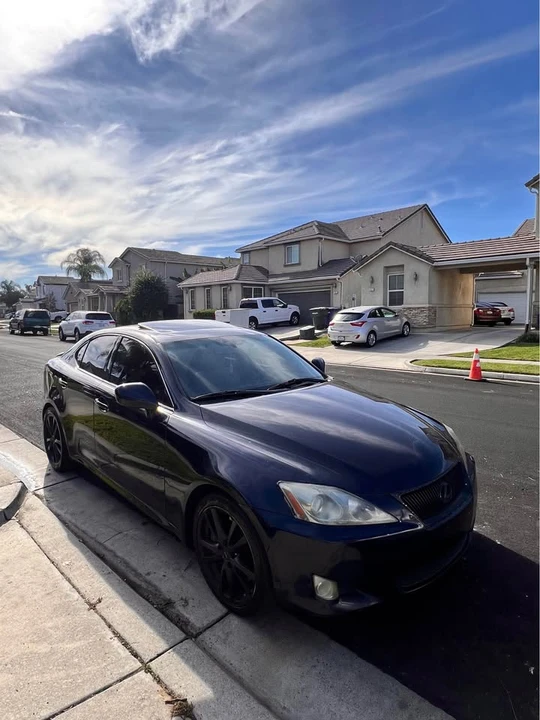 2006 Lexus IS 2nd Gen - Image 2 of 17