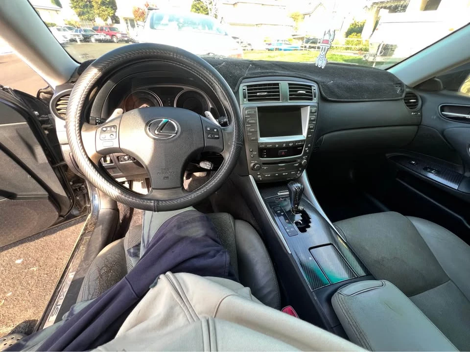 2006 Lexus IS 2nd Gen - Image 8 of 17