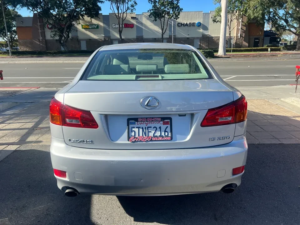 2006 Lexus IS 2nd Gen - Image 5 of 6