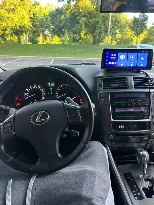 2006 Lexus IS 2nd Gen - Image 2 of 10