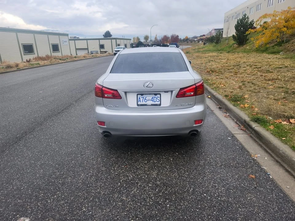 2006 Lexus IS 2nd Gen - Image 4 of 11