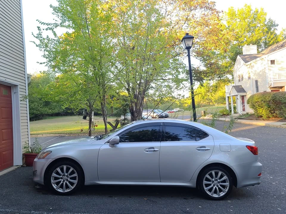 2006 Lexus IS 2nd Gen - Image 3 of 20