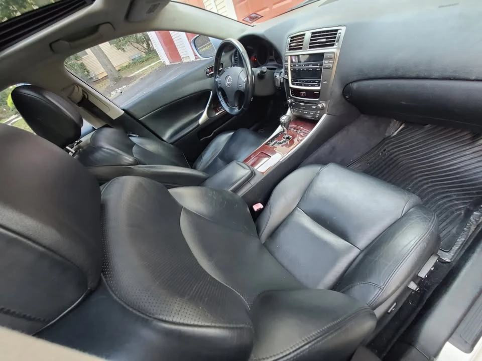 2006 Lexus IS 2nd Gen - Image 14 of 20