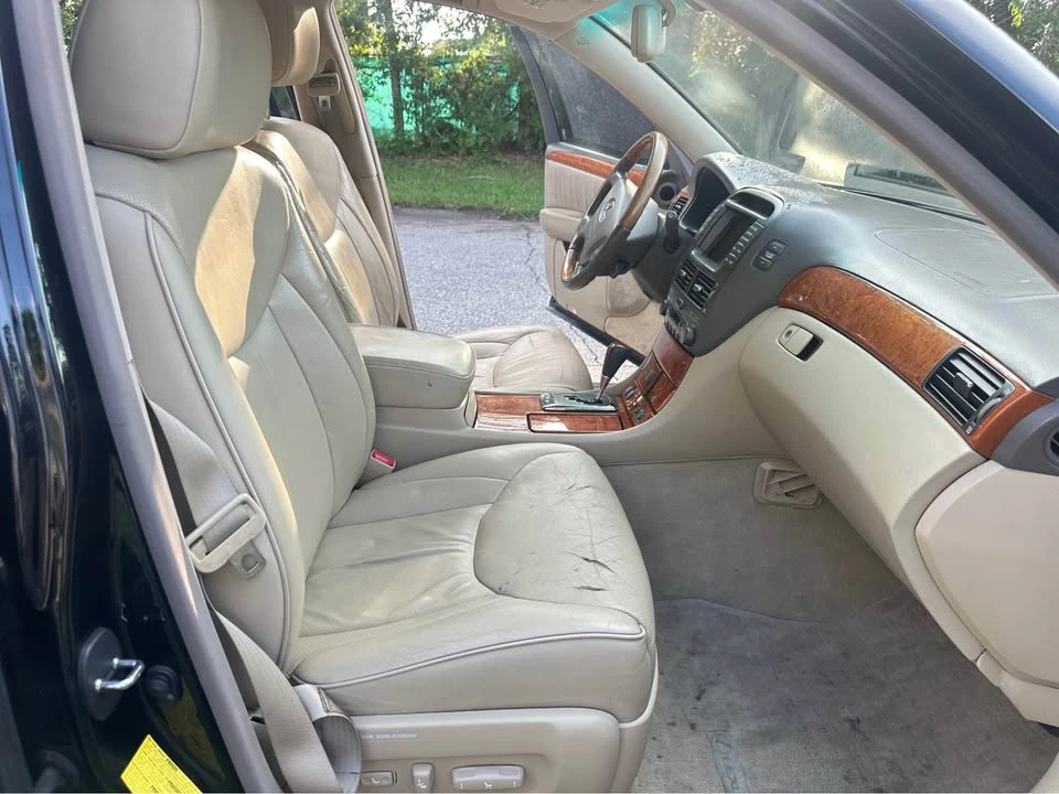 2006 Lexus LS 3rd Gen - Image 13 of 19