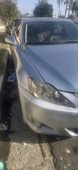 2006 Lexus LS 3rd Gen - Image 3 of 8
