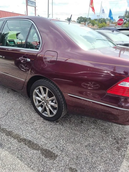 2006 Lexus LS 3rd Gen - Image 2 of 20