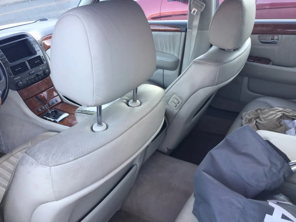 2006 Lexus LS 3rd Gen - Image 5 of 5