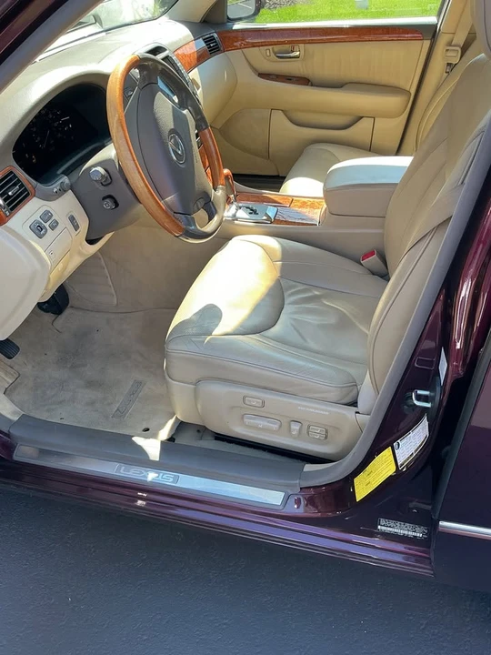 2006 Lexus LS 3rd Gen - Image 3 of 7