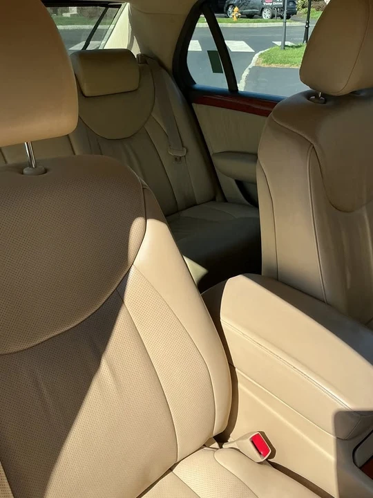 2006 Lexus LS 3rd Gen - Image 5 of 7