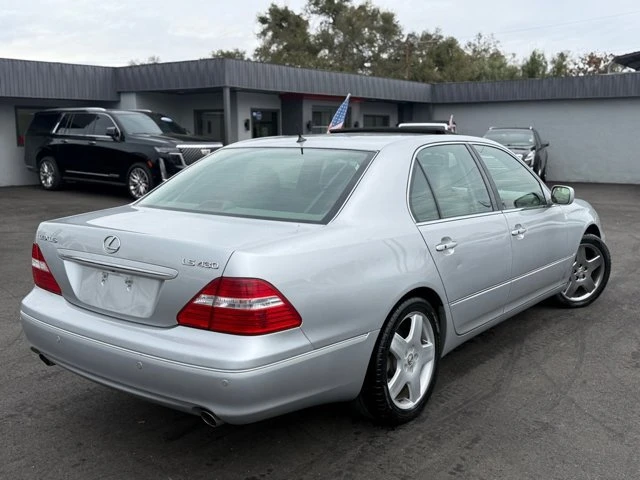 2006 Lexus LS 3rd Gen - Image 8 of 20