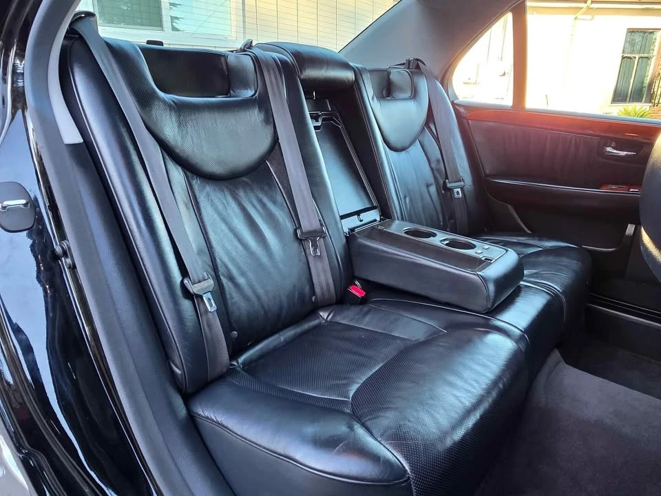 2006 Lexus LS 3rd Gen - Image 12 of 20